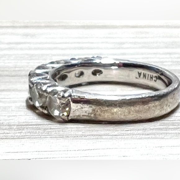 Designer Signed Victoria Wieck Sterling Silver Cubic Zirconia Band Ring, Size 5 - Picture 4 of 12